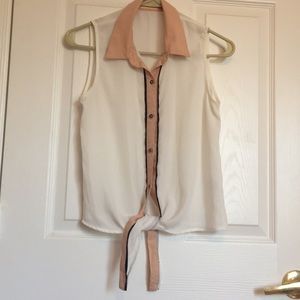 BLVD casual tie front sleeveless blouse